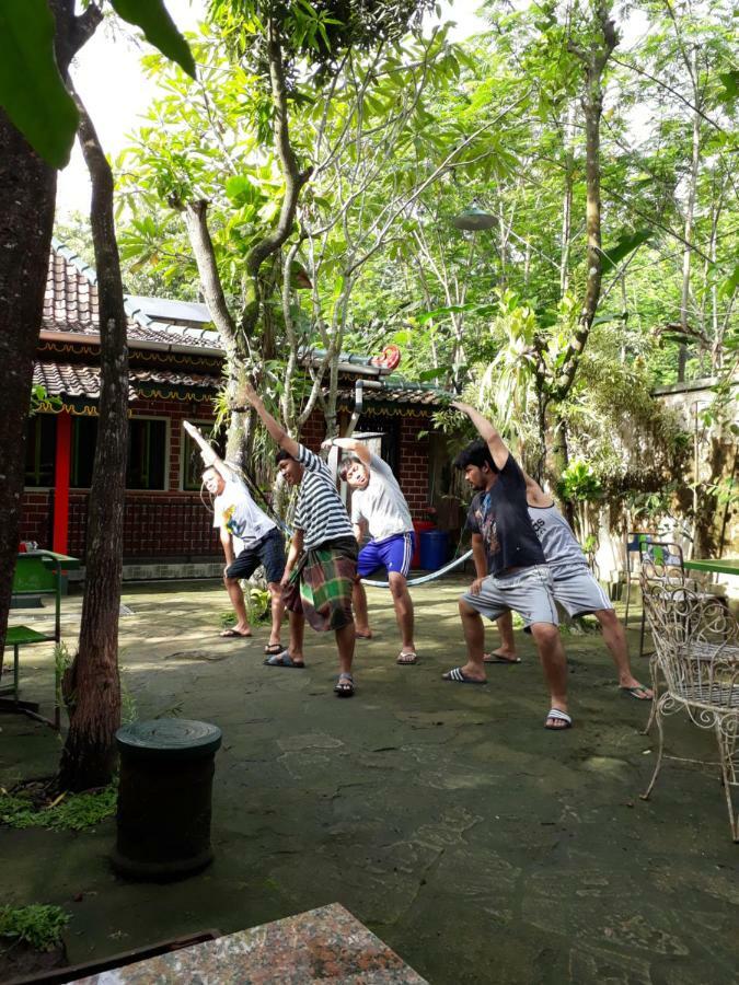 Sonosewu Guesthouse Yogyakarta Kültér fotó